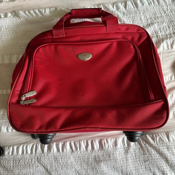 Pacific Coast Bags Pacific Coast Signature Underseat 55 Rolling